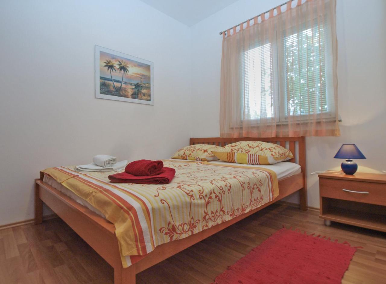 Apartments 1282 Fažana Екстериор снимка