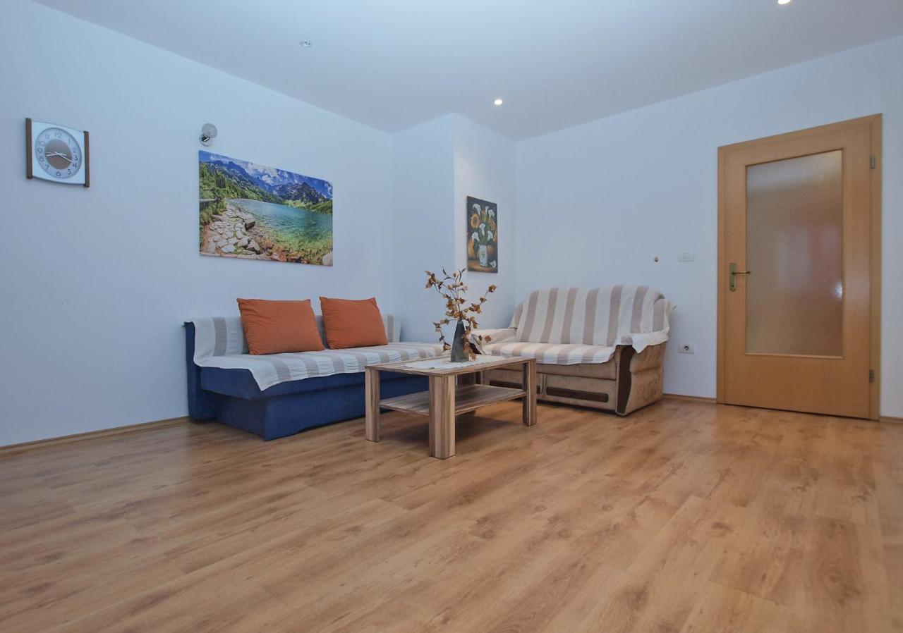 Apartments 1282 Fažana Екстериор снимка